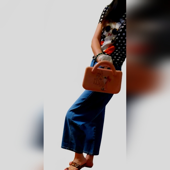 NWT Glam Designer G Logo CeramicVase Pink Designer Vase USA Vase Only - Picture 4 of 9